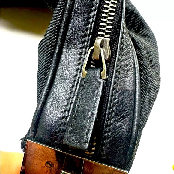 RARE Gucci Attache Shoulder Bag Tom Ford era. Style recently released again. - Picture 8 of 13